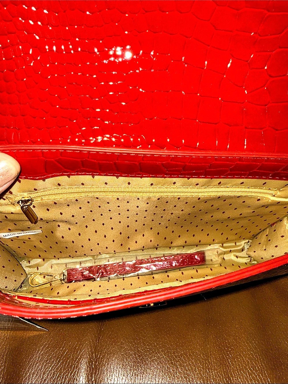 Vanessa Williams Eden Clutch in Red NWT - Picture 5 of 5